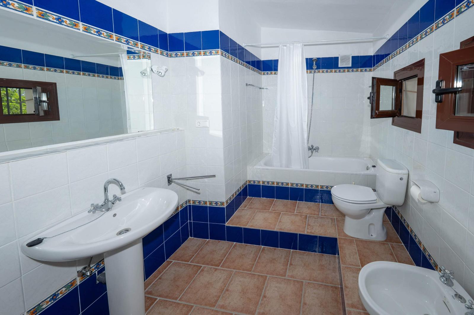 Chalet for Sale in Alhaurín de la Torre