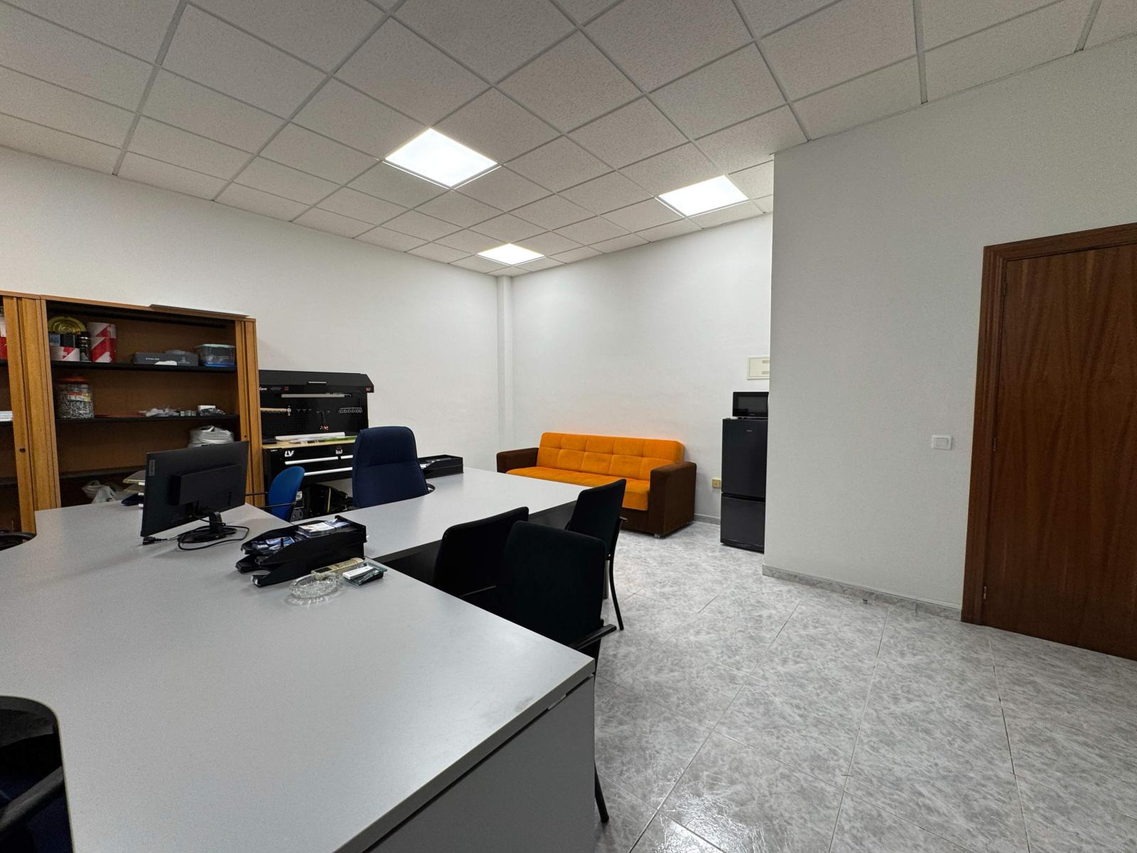 Office for Sale in Benalmádena