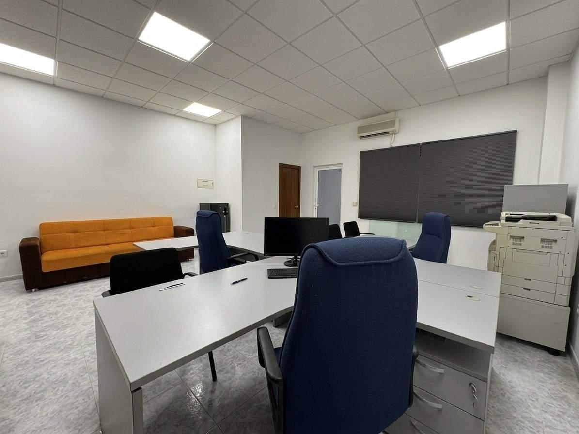 Office for Sale in Benalmádena