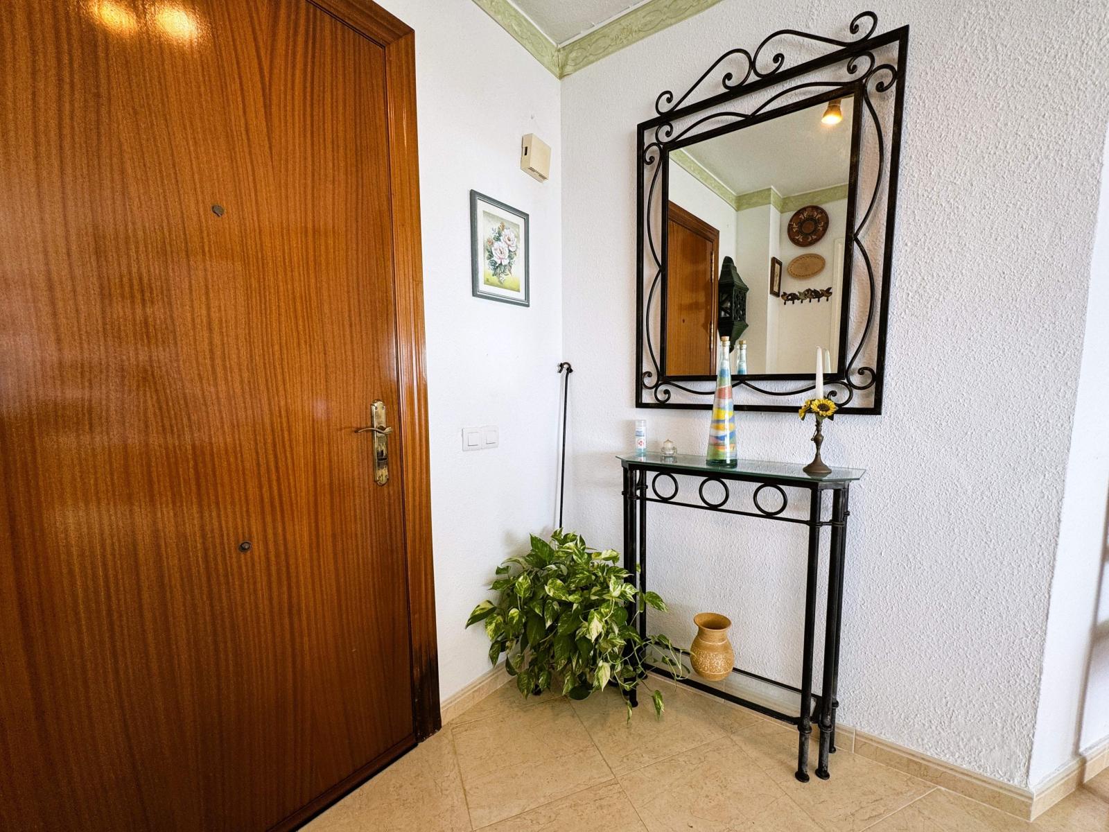 Flat for Sale in Benalmádena
