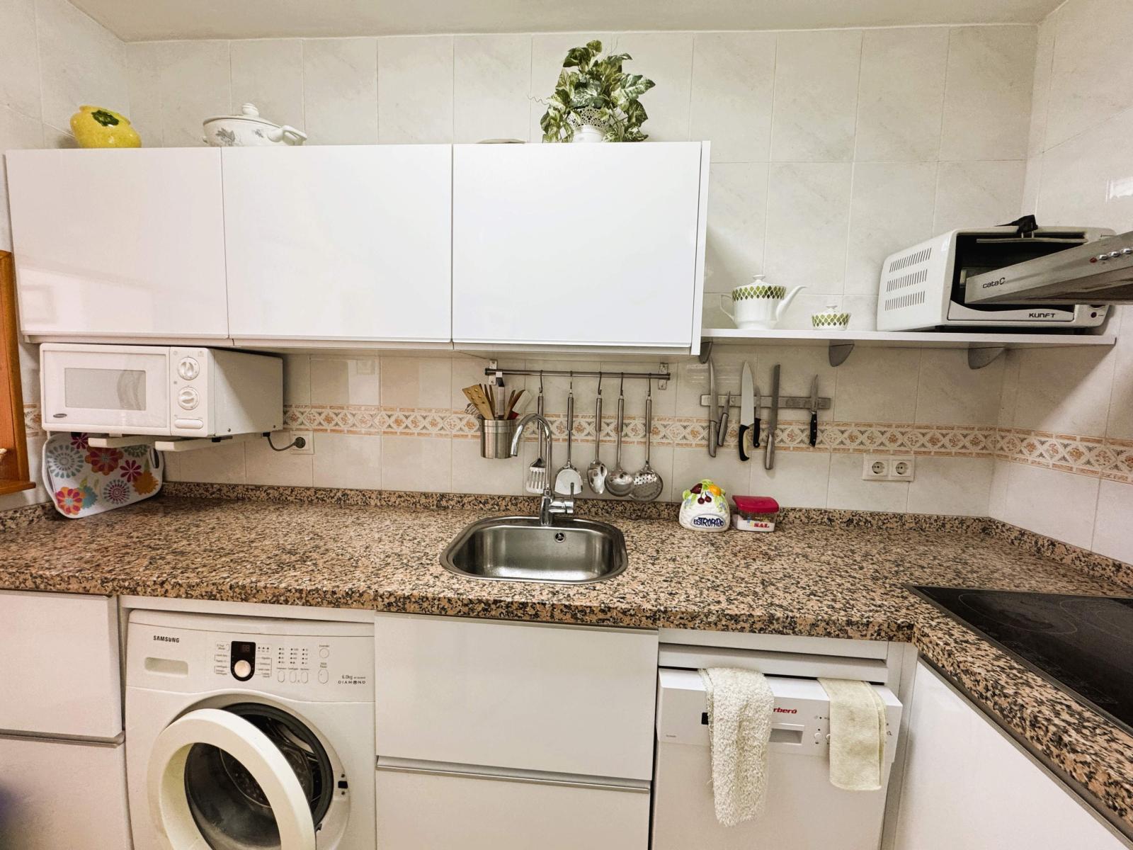 Flat for Sale in Benalmádena
