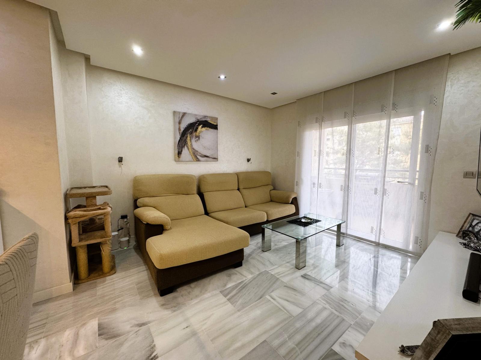 Flat for Sale in Torremolinos