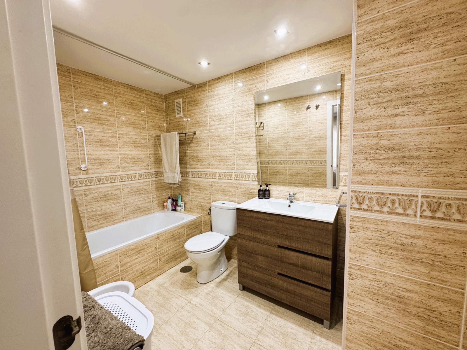 Flat for Sale in Torremolinos