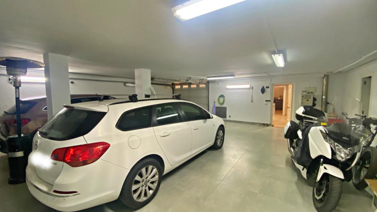 Chalet for Sale in Alicante