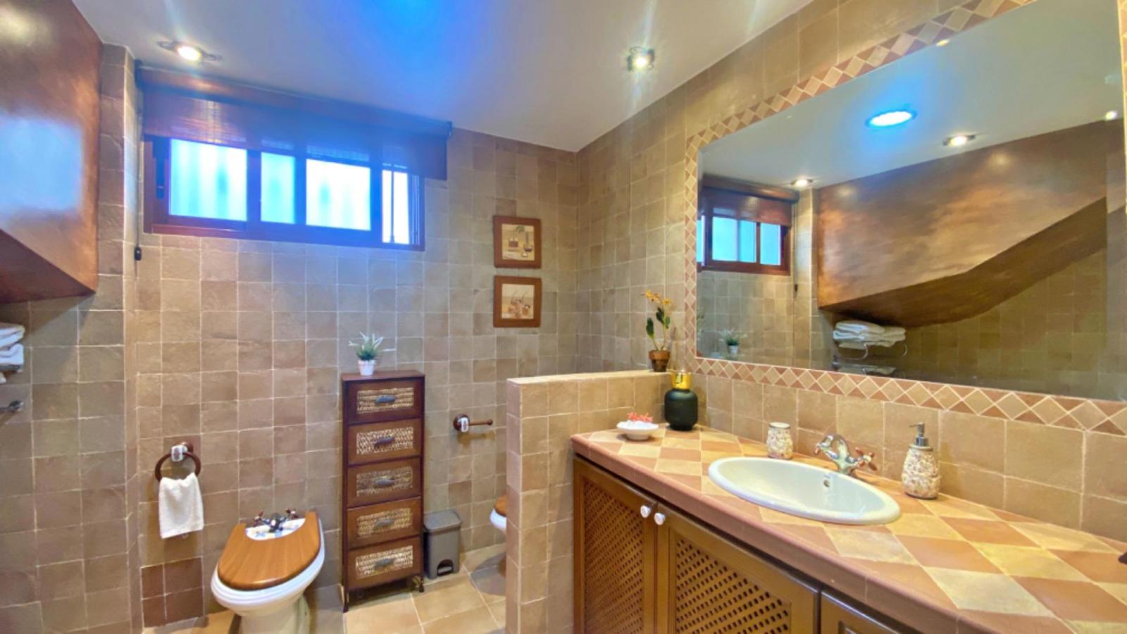 Chalet for Sale in Alicante