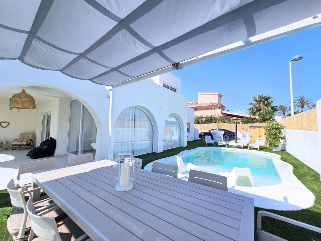 Chalet for Sale in Cartagena
