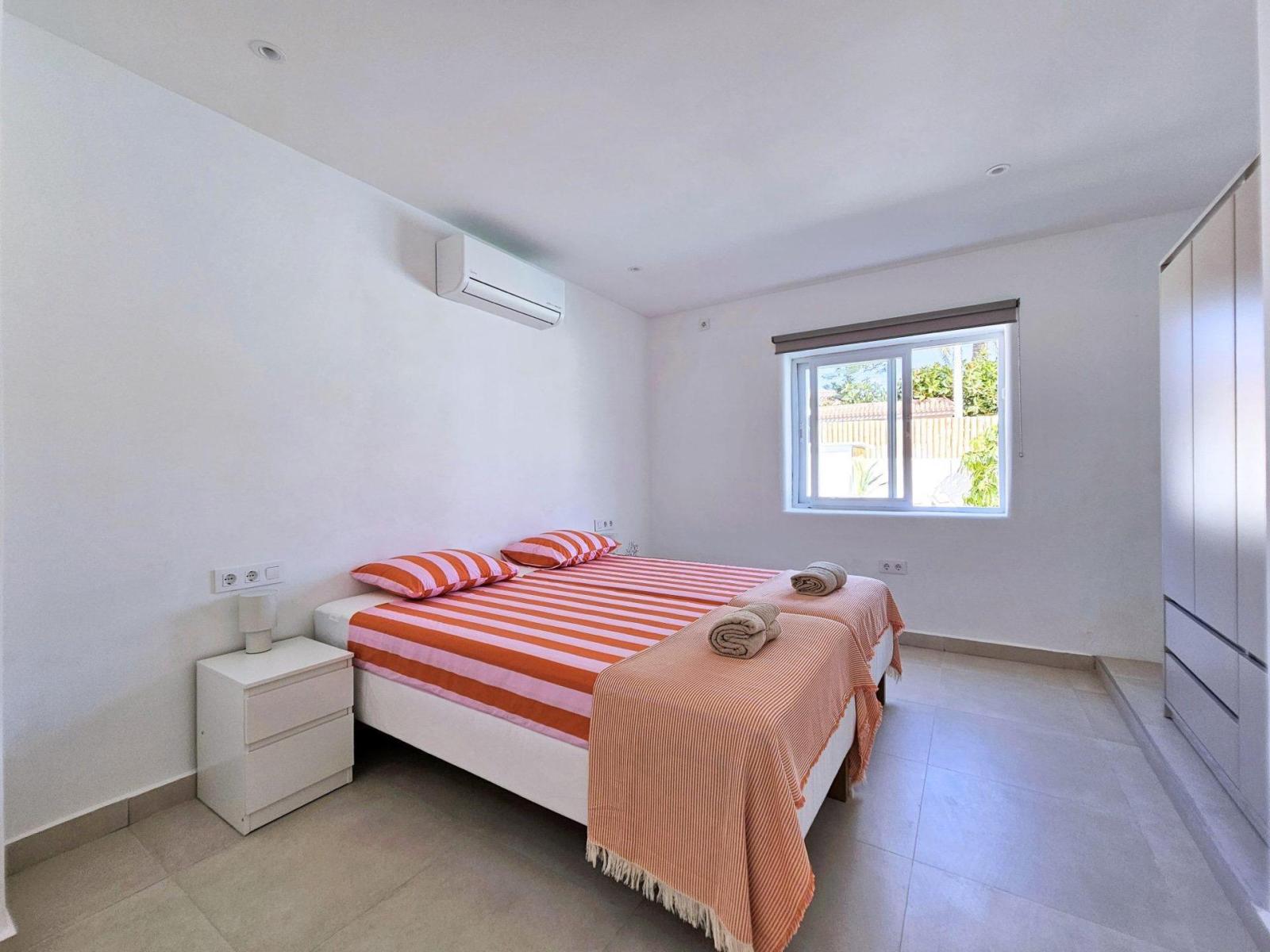 Chalet for Sale in Cartagena