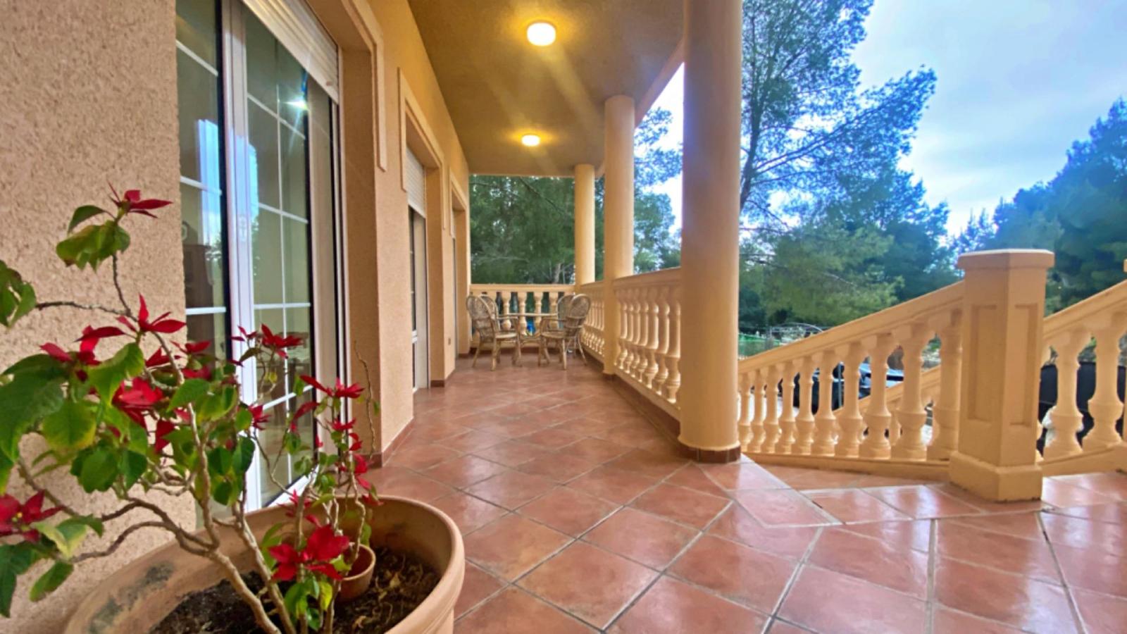 Chalet for Sale in Totana