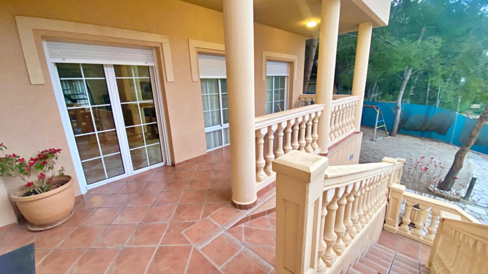 Chalet for Sale in Totana