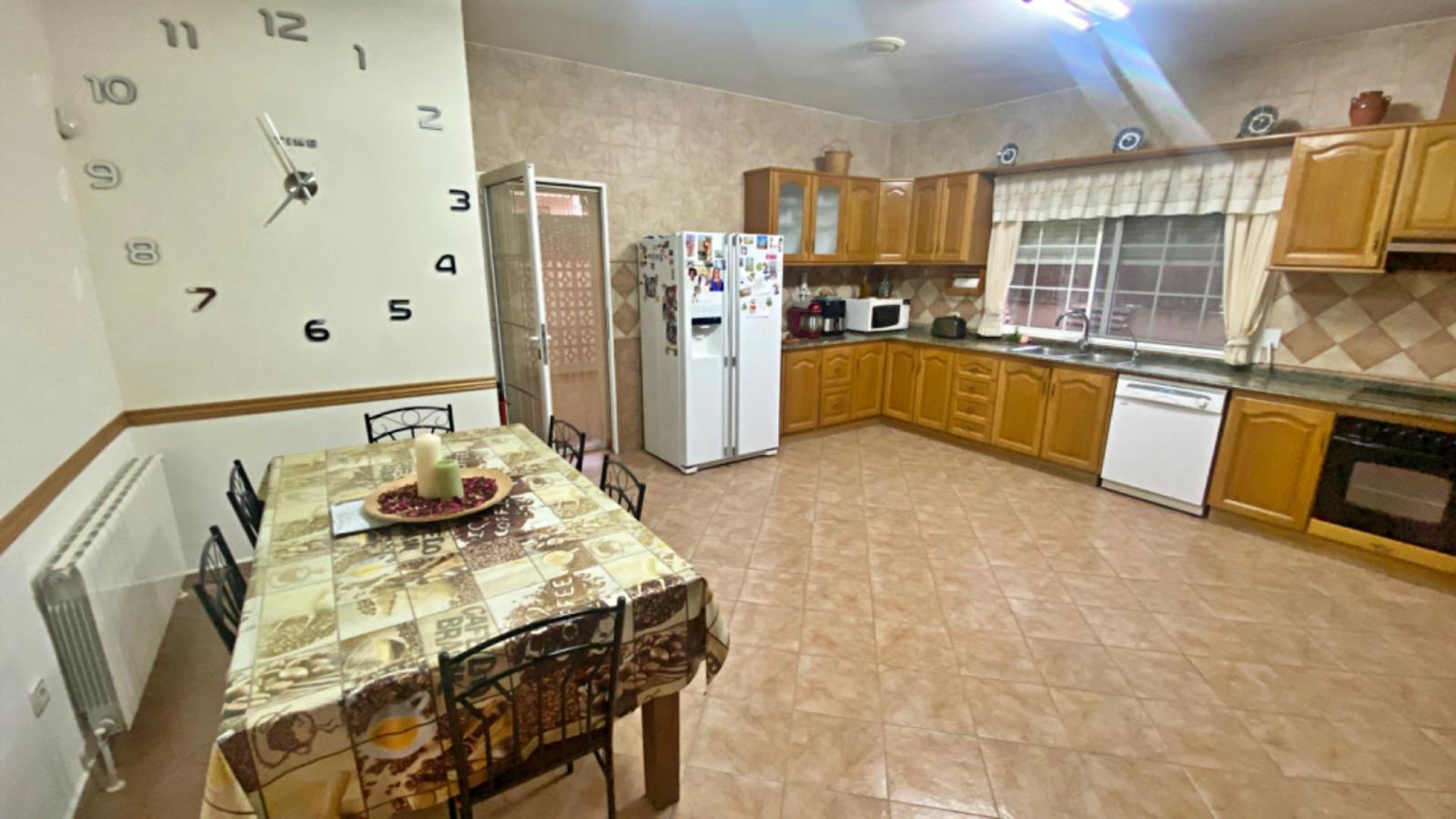 Chalet for Sale in Totana