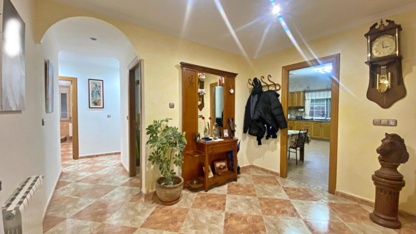 Chalet for Sale in Totana