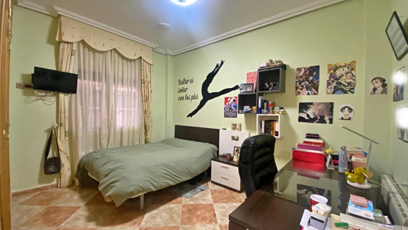 Chalet for Sale in Totana