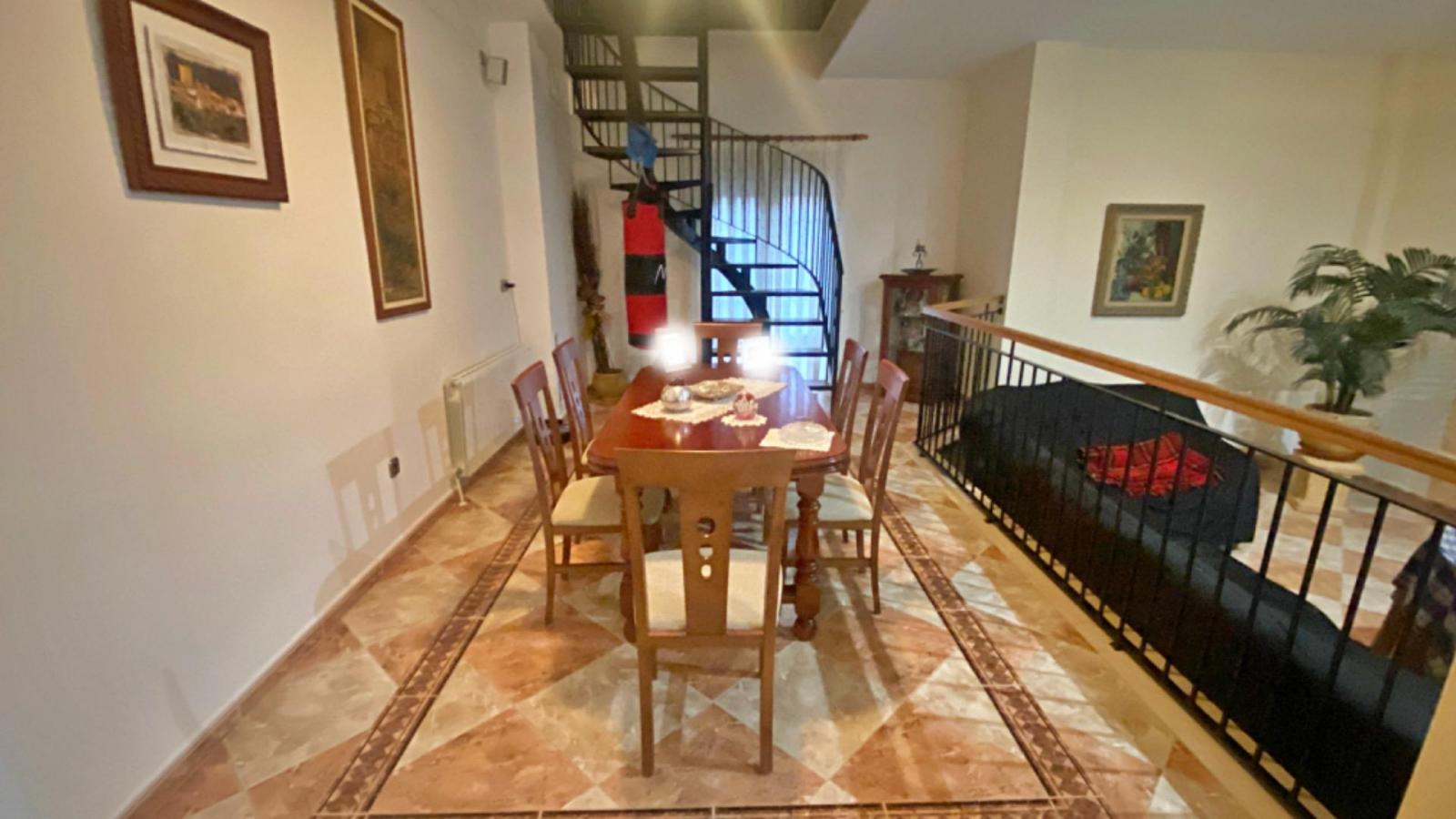 Chalet for Sale in Totana
