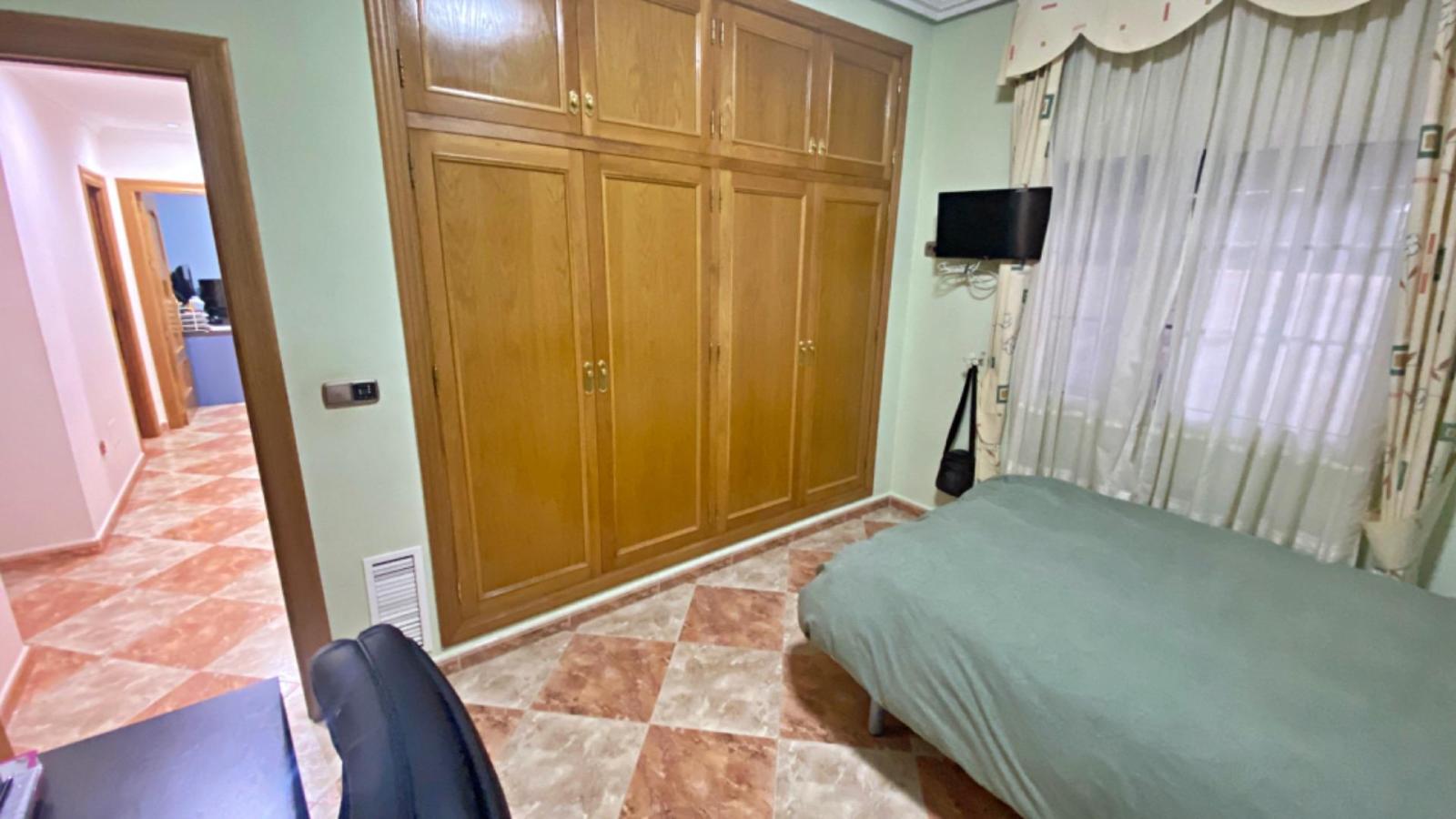 Chalet for Sale in Totana