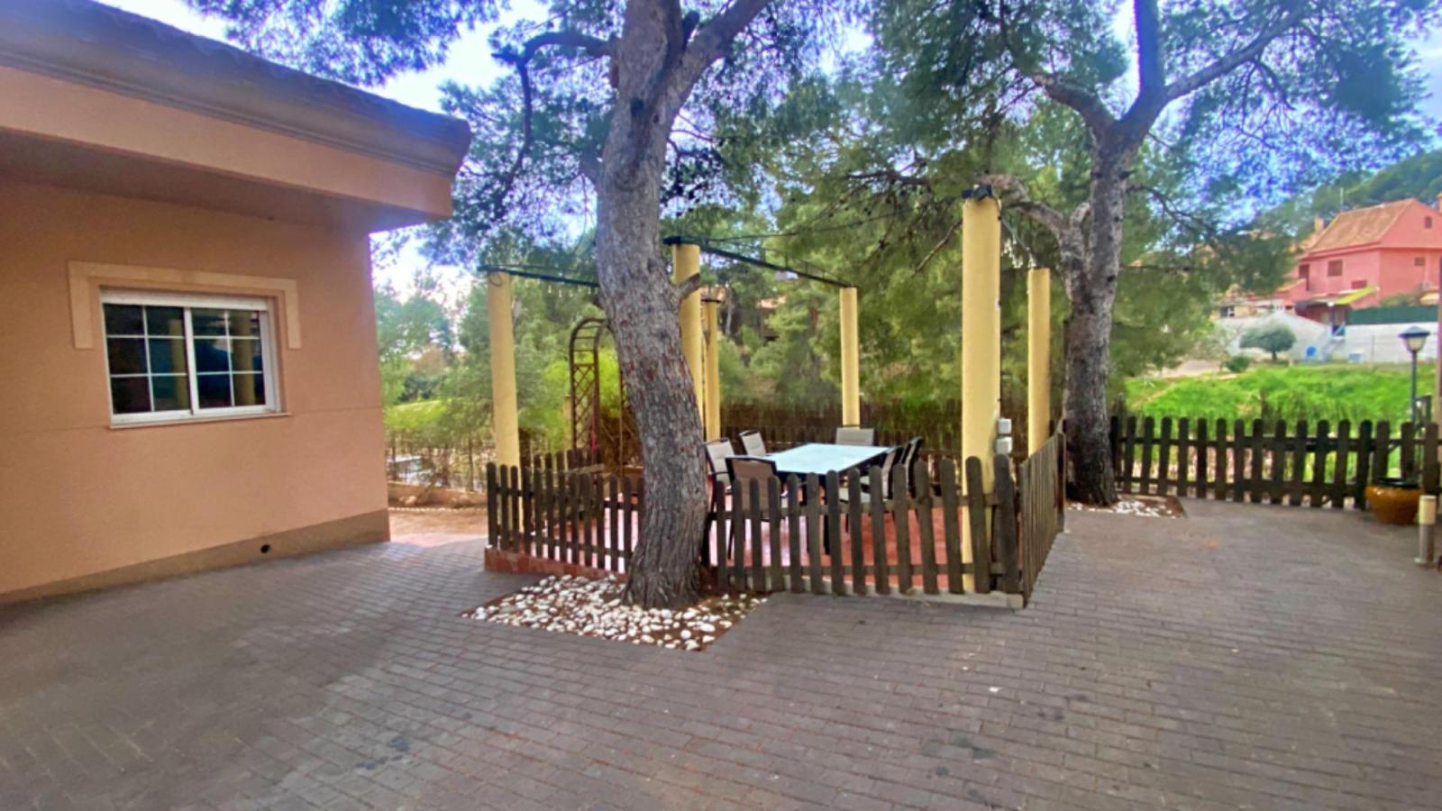 Chalet for Sale in Totana
