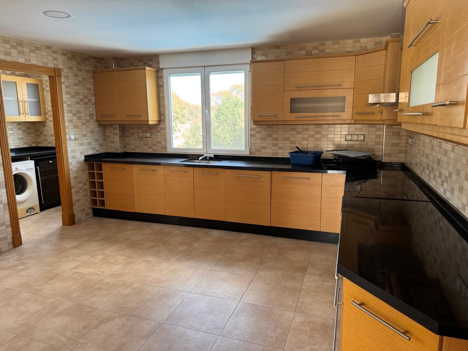 Chalet for Sale in Totana