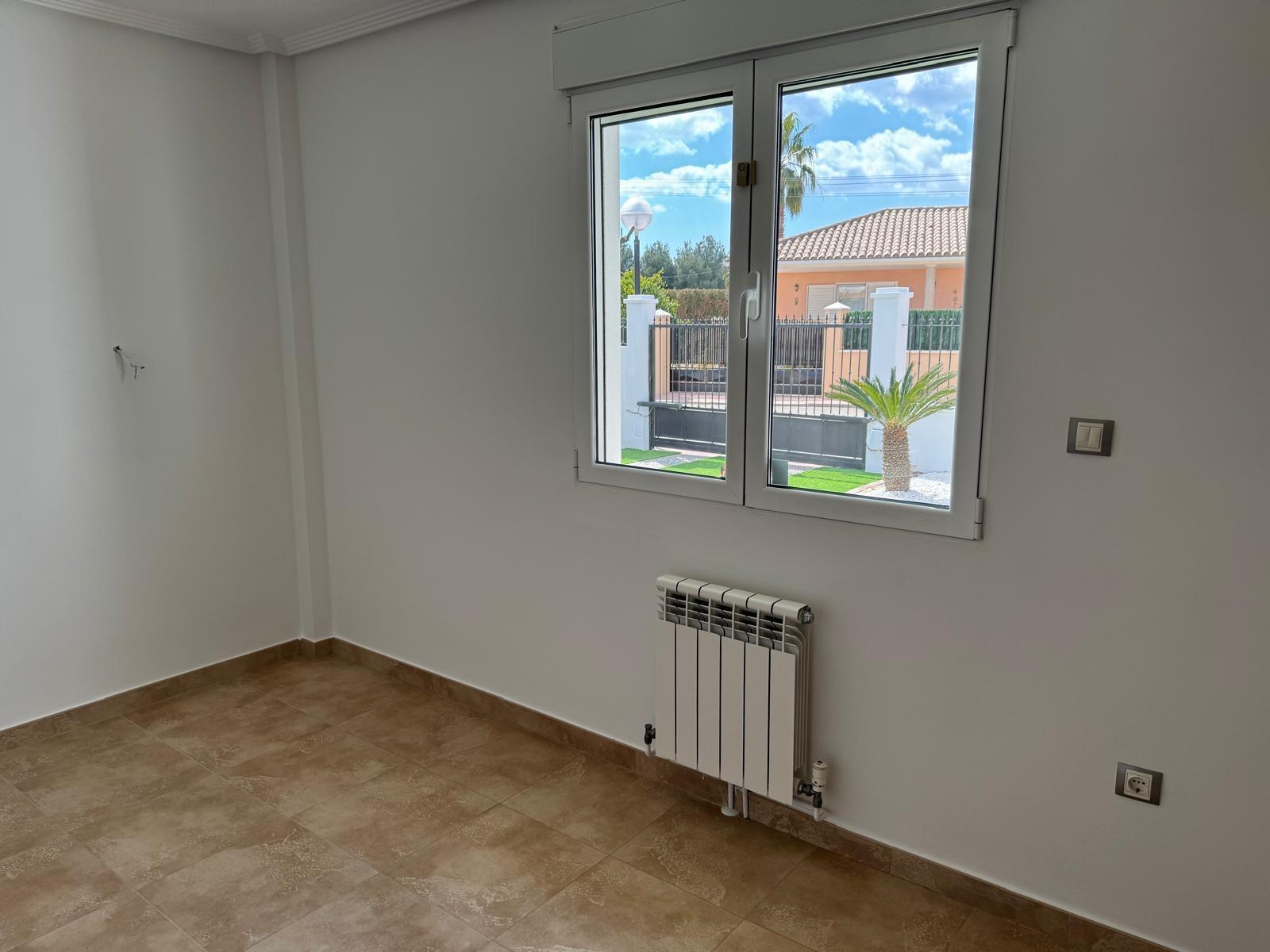 Chalet for Sale in Totana