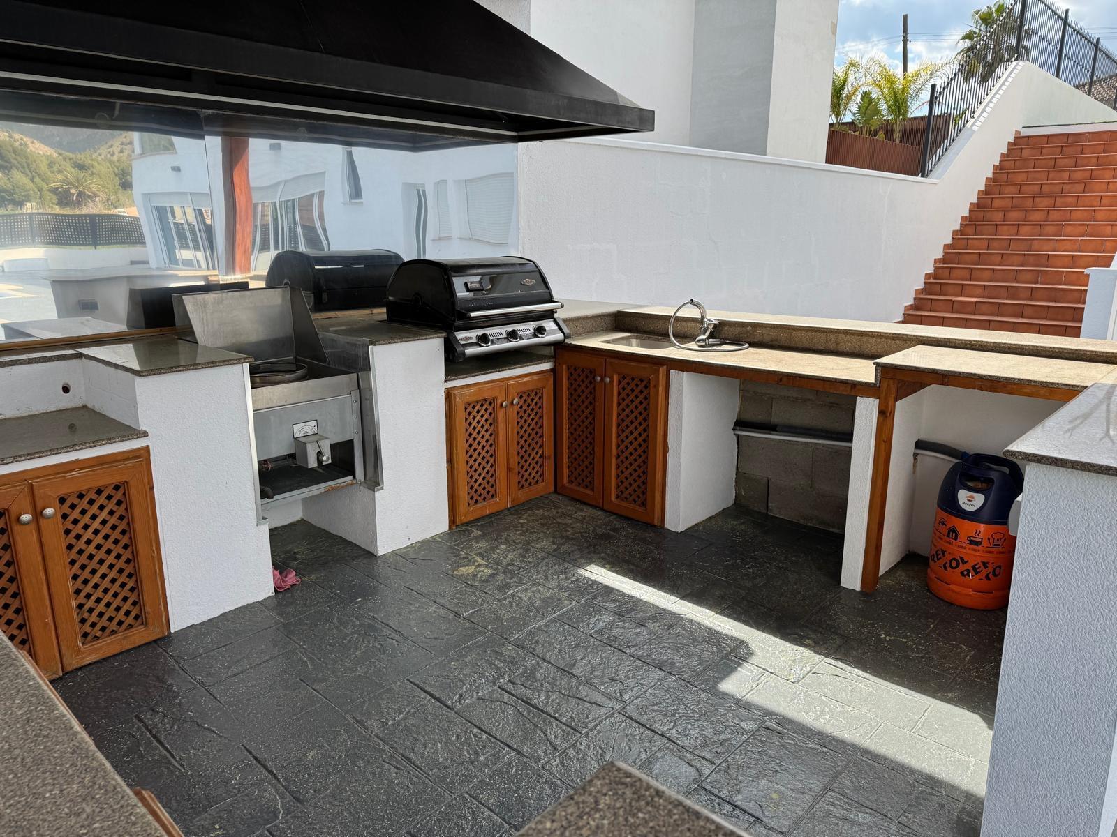 Chalet for Sale in Totana
