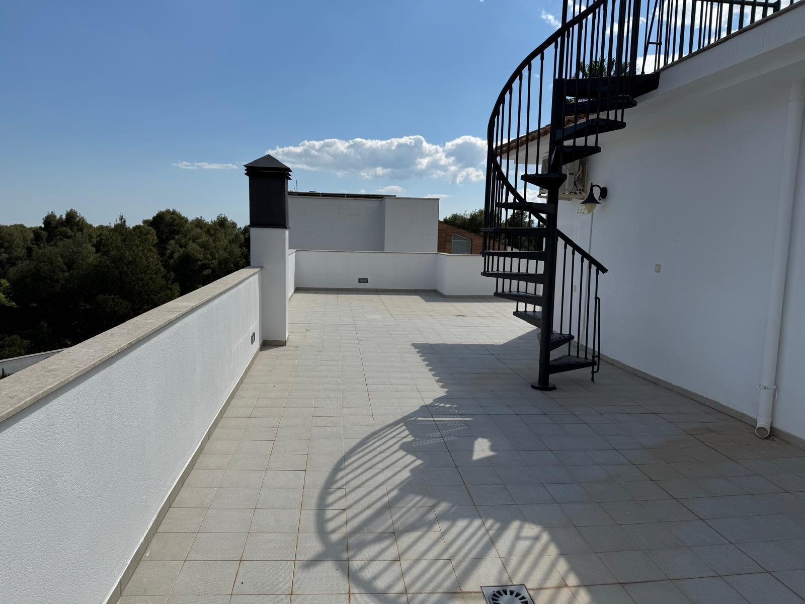 Chalet for Sale in Totana