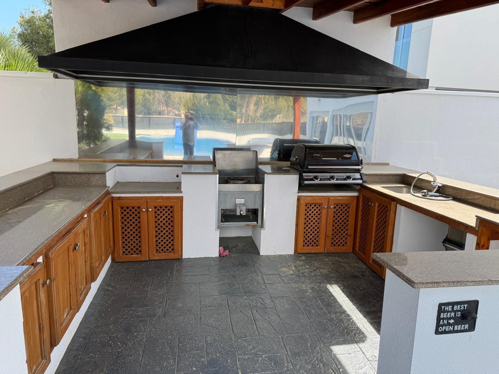 Chalet for Sale in Totana