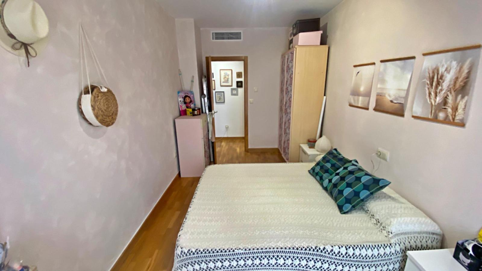 Flat for Sale in Totana