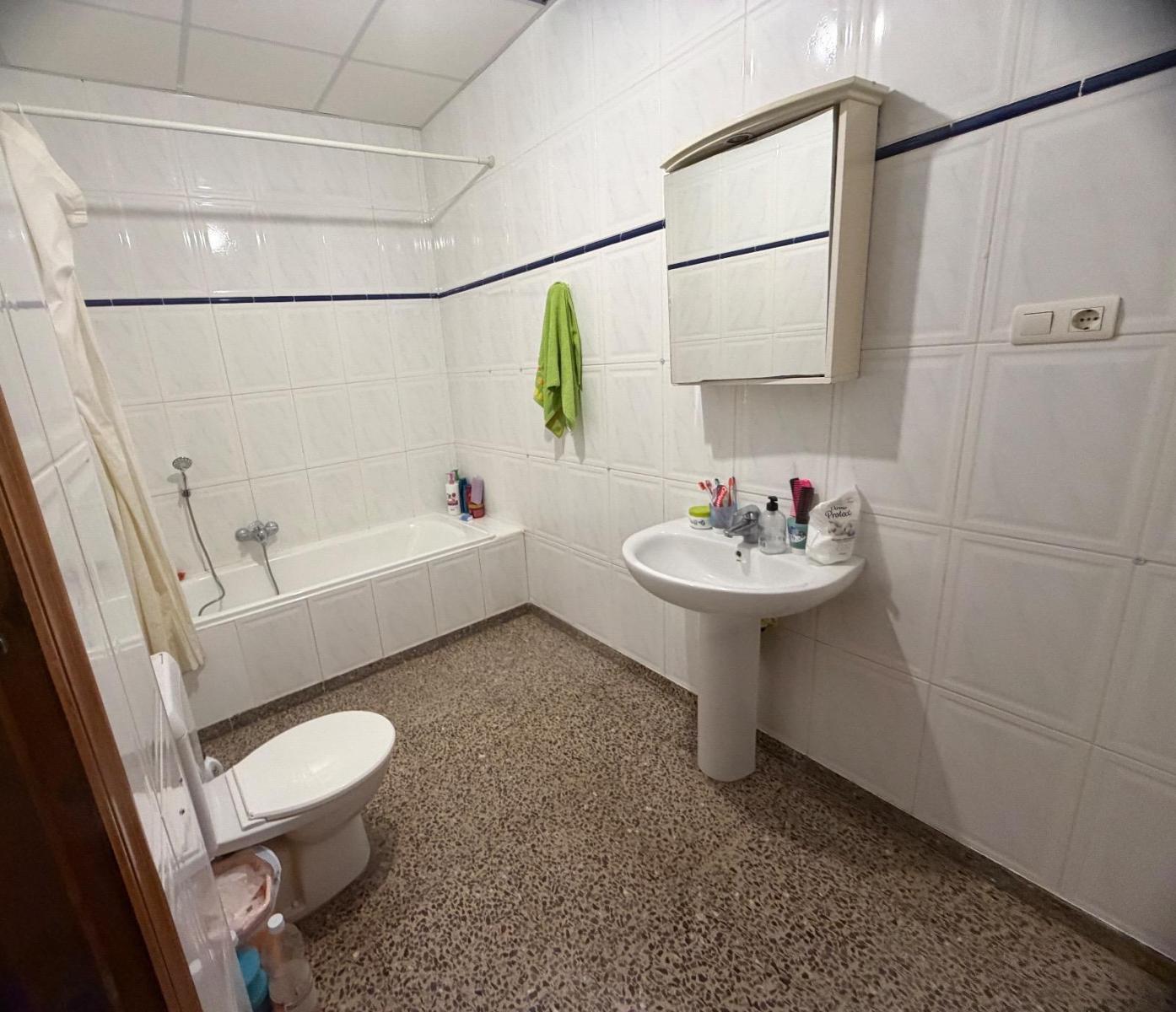 Flat for Sale in Totana