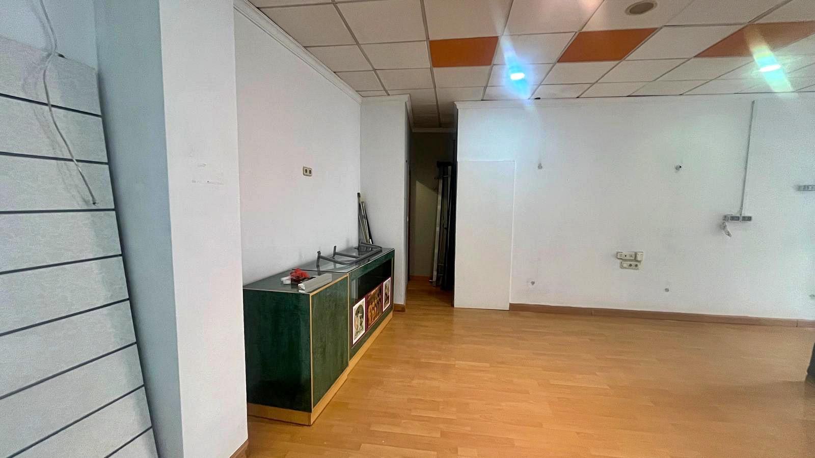 Premise for Rent in Totana