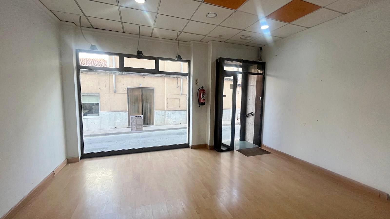 Premise for Rent in Totana