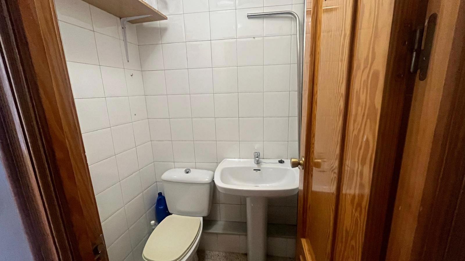 Premise for Rent in Totana