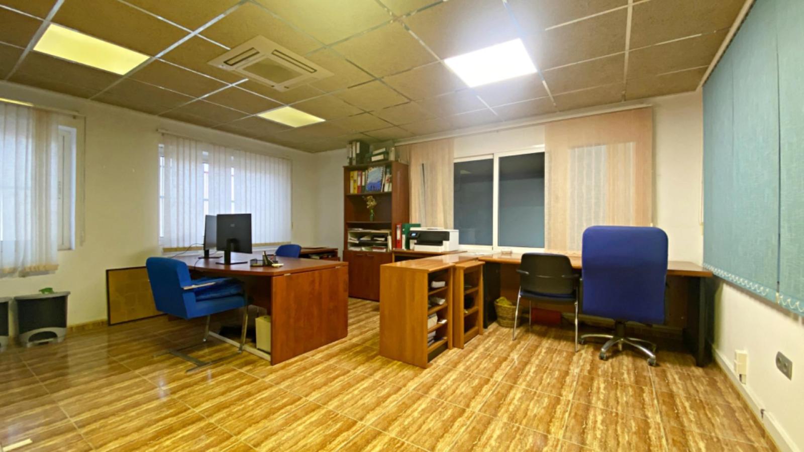 Industrial Unit for Sale in Totana