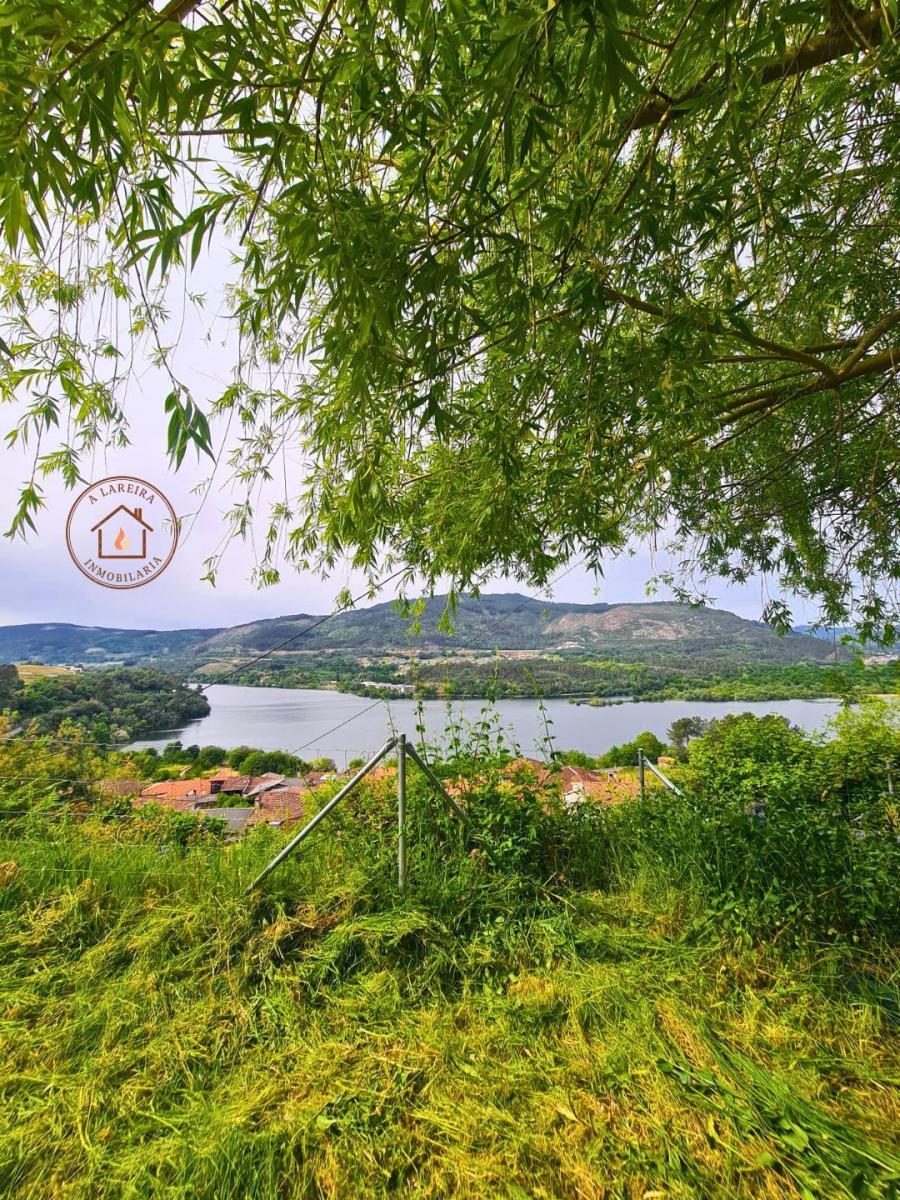 Chalet en Venta en Castrelo de Miño