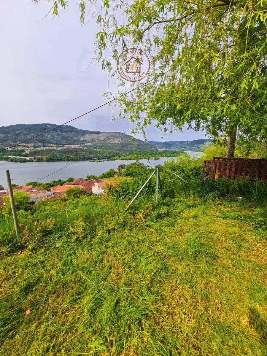 Chalet en Venta en Castrelo de Miño