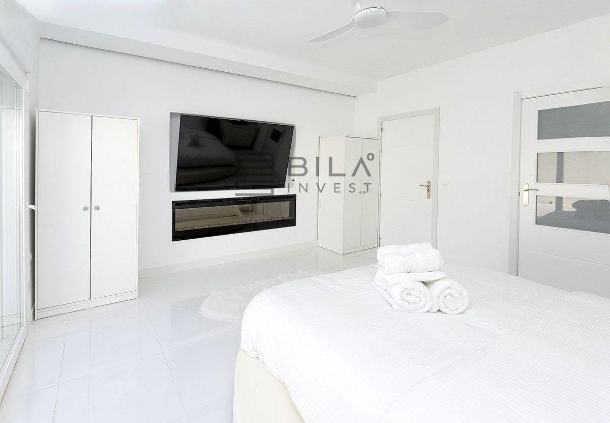 Chalet for Sale in Benalmádena