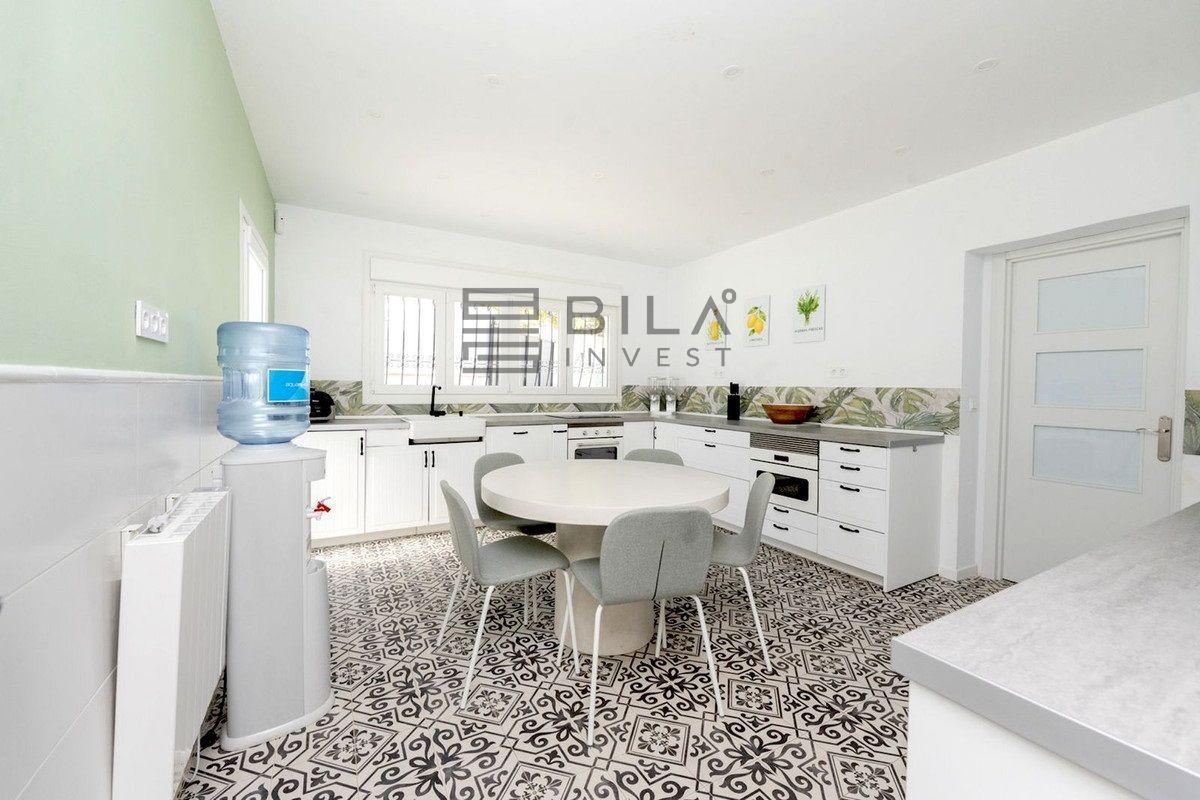 Chalet for Sale in Benalmádena