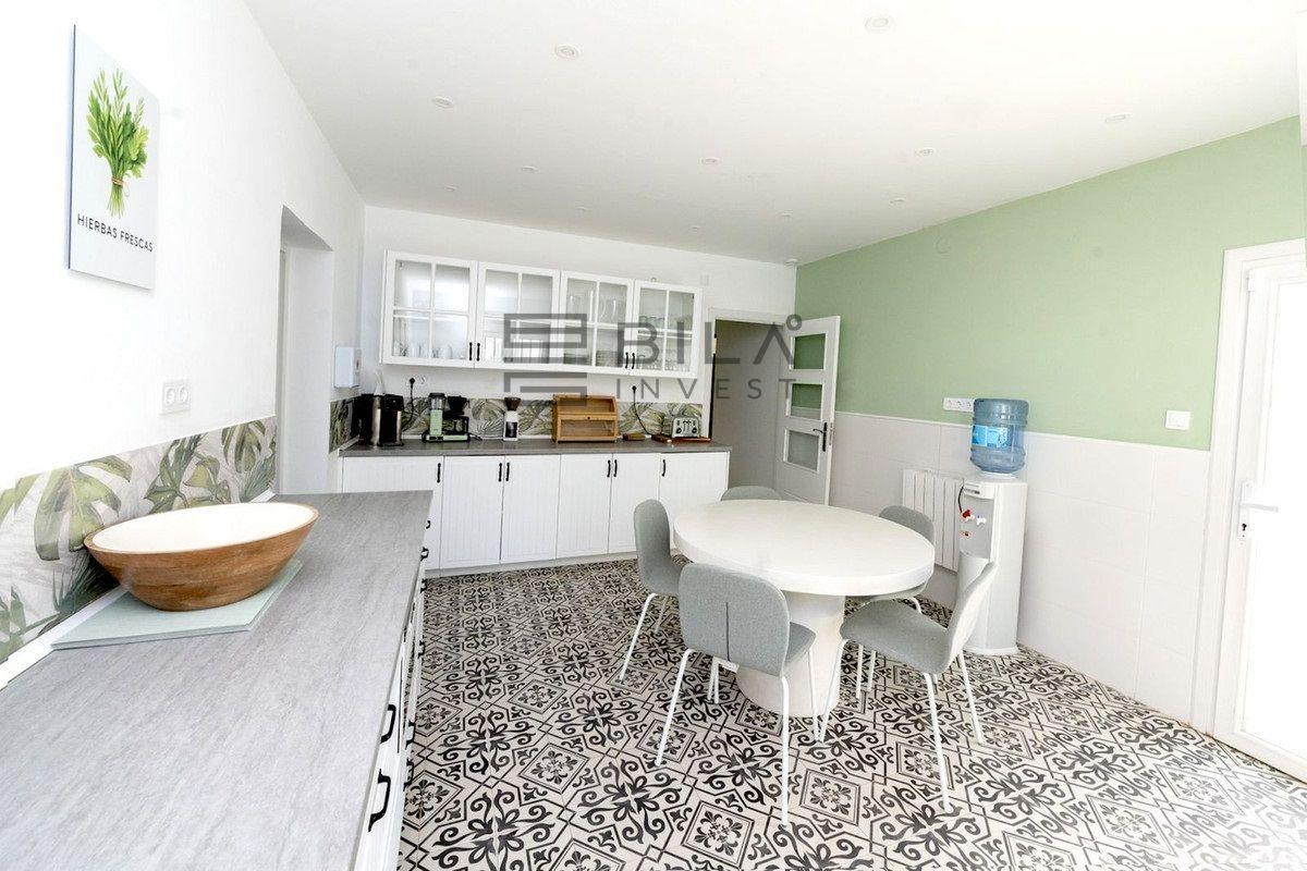 Chalet for Sale in Benalmádena
