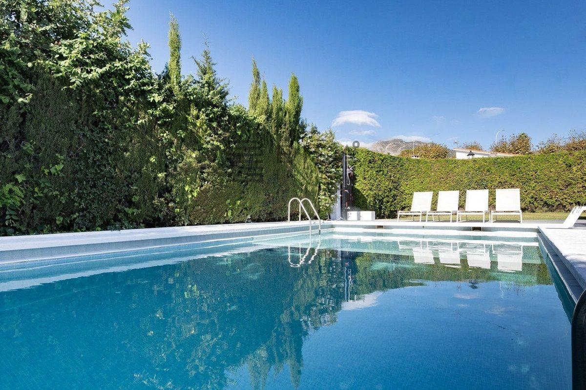 Chalet for Sale in Benalmádena