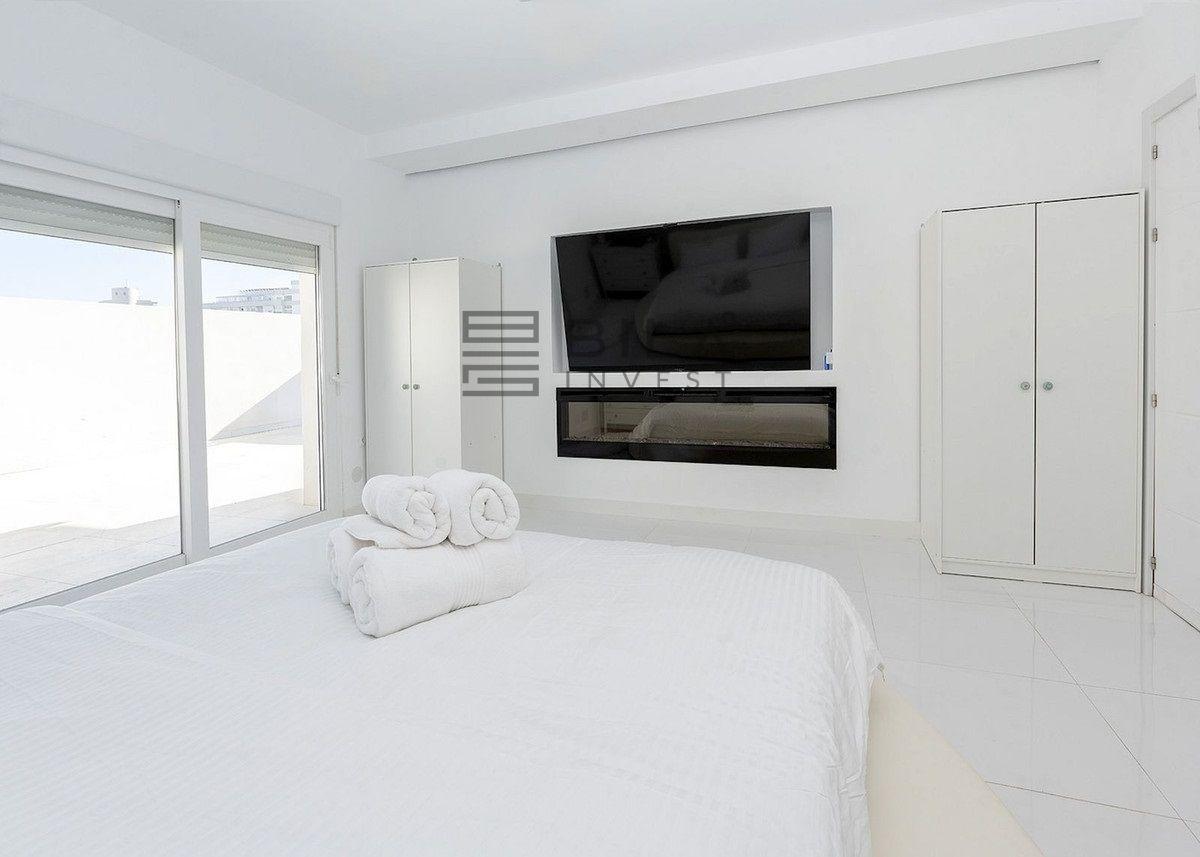 Chalet for Sale in Benalmádena
