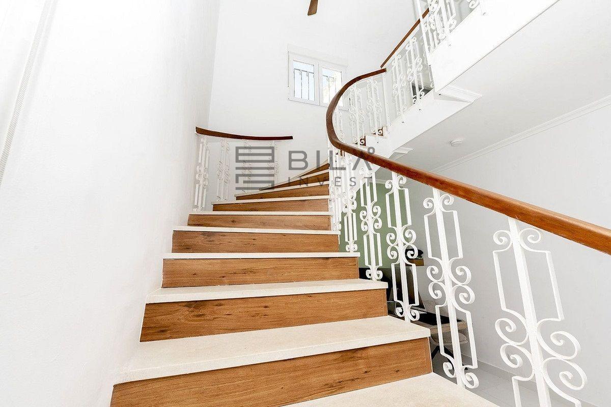 Chalet for Sale in Benalmádena