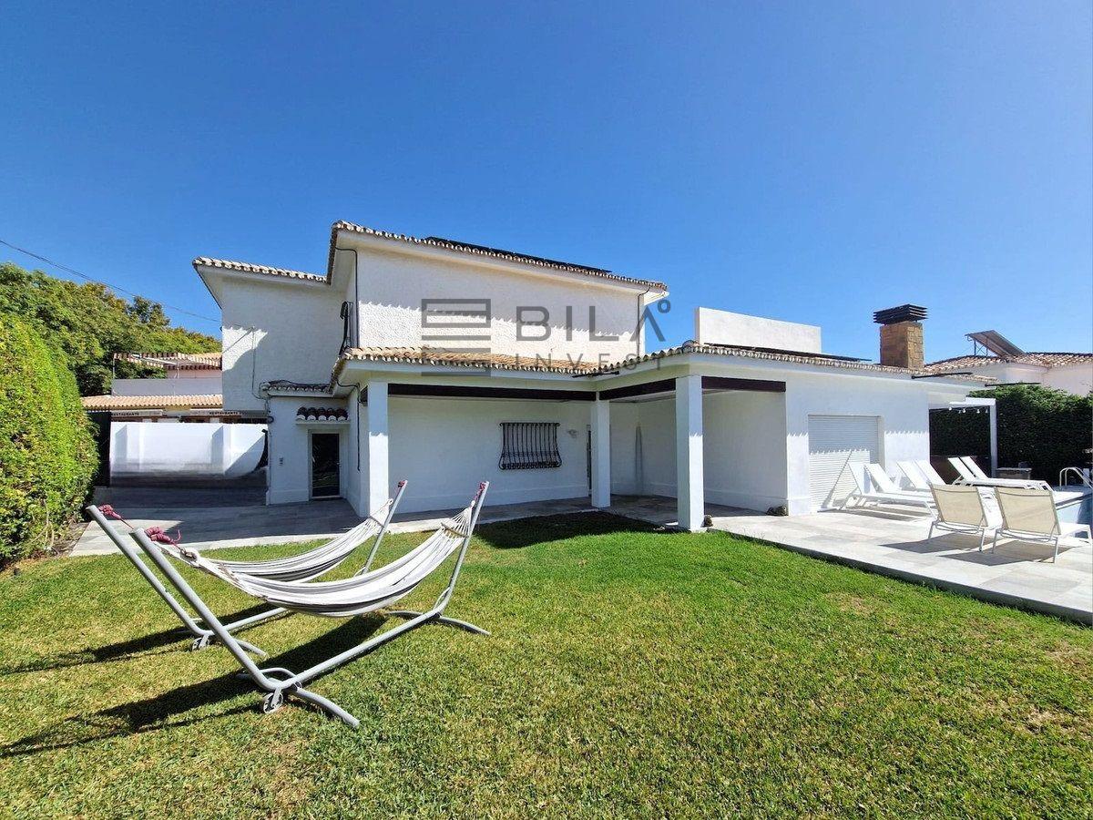 Chalet for Sale in Benalmádena