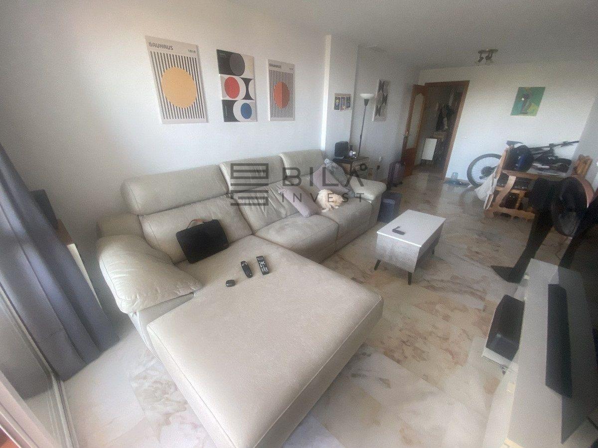 Flat for Sale in Benalmádena