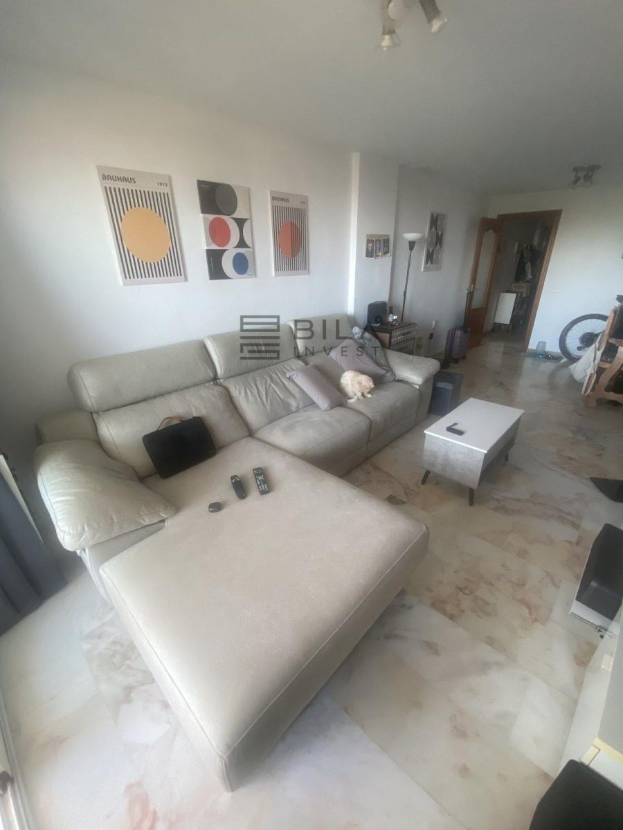 Flat for Sale in Benalmádena