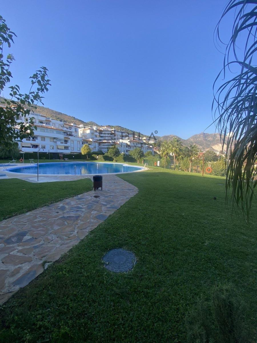 Flat for Sale in Benalmádena