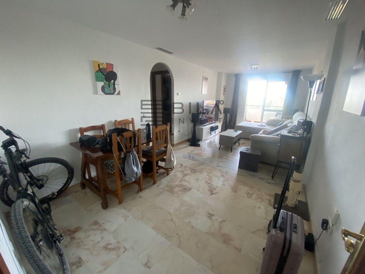 Flat for Sale in Benalmádena