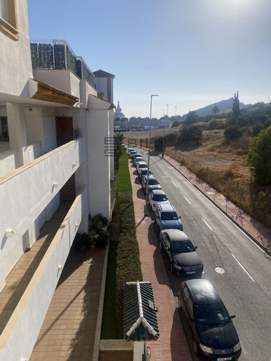 Flat for Sale in Benalmádena