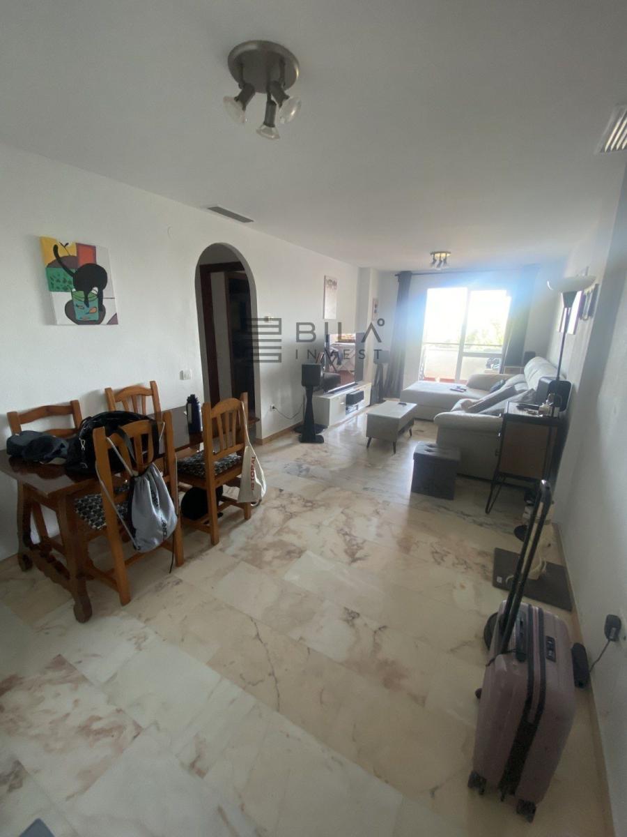 Flat for Sale in Benalmádena
