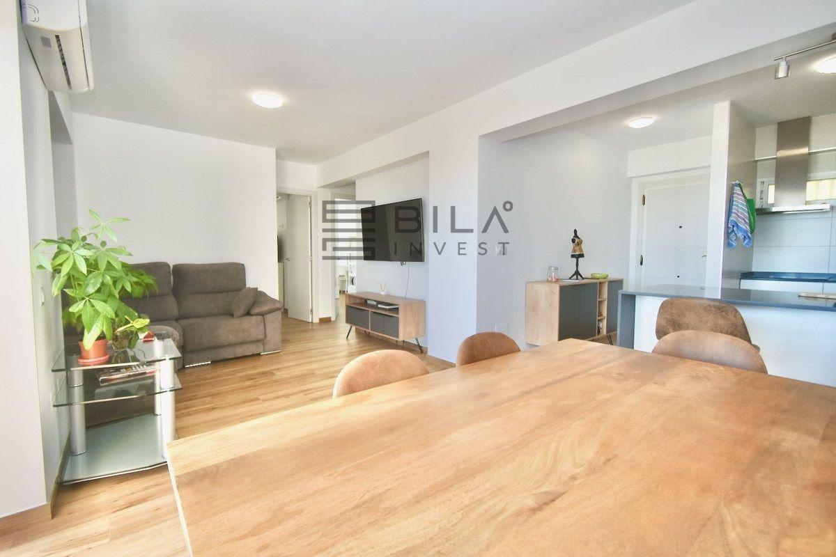 Flat for Sale in Benalmádena