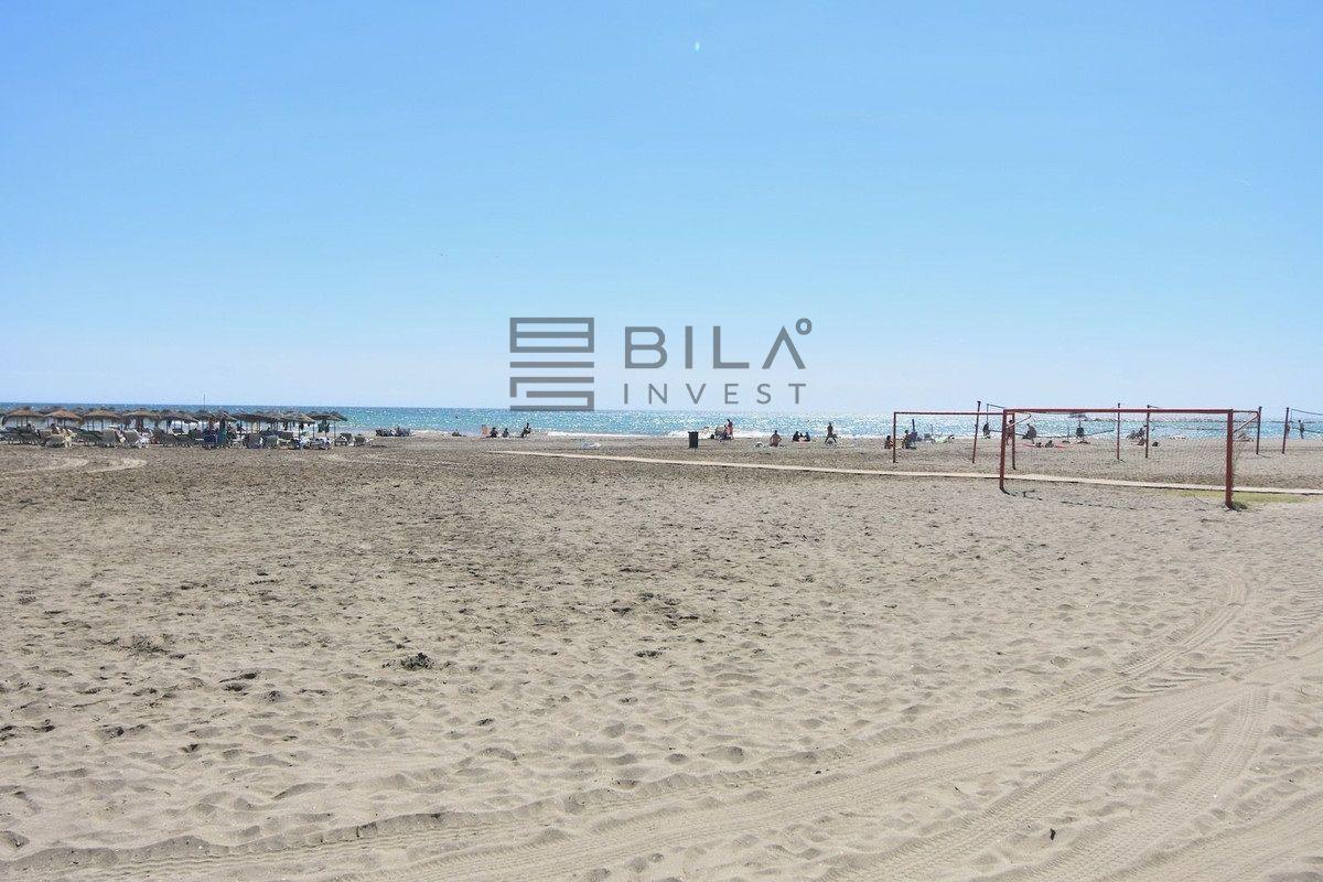 Flat for Sale in Benalmádena