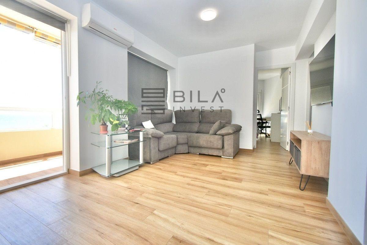 Flat for Sale in Benalmádena