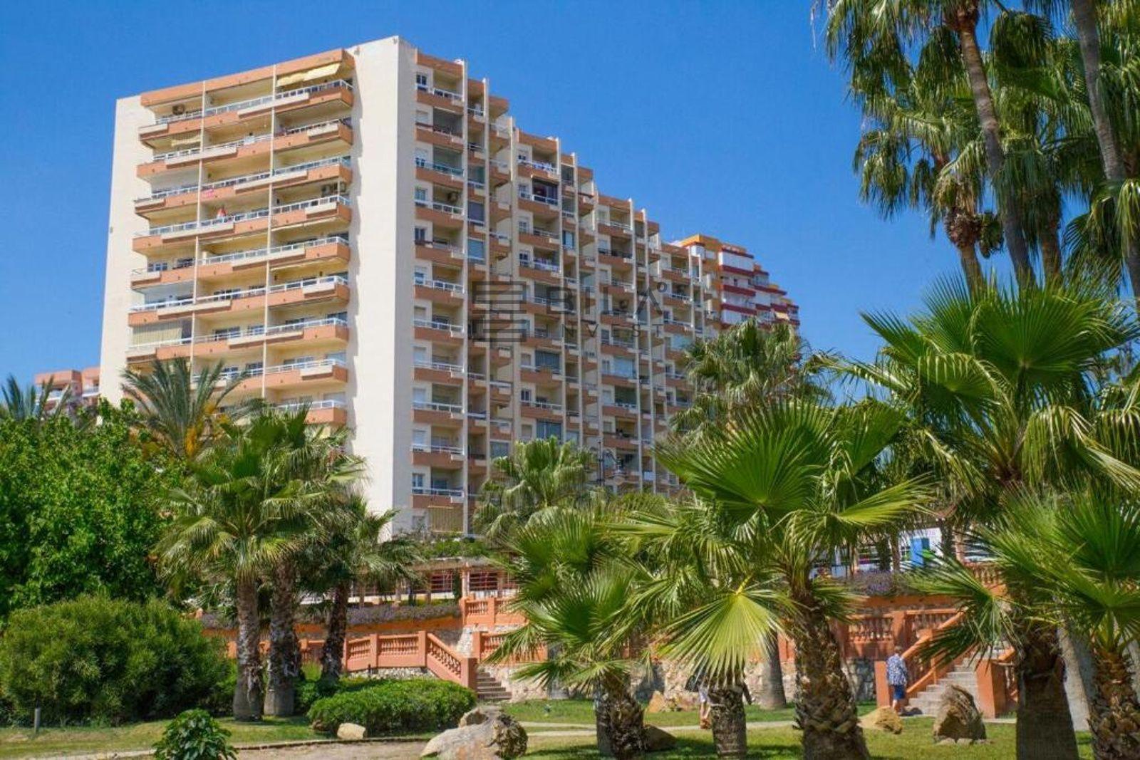 Flat for Sale in Benalmádena