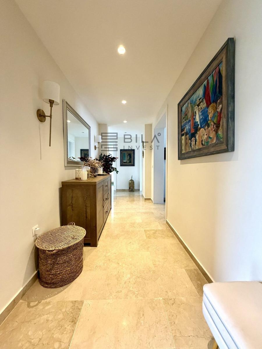 Flat for Sale in Mijas